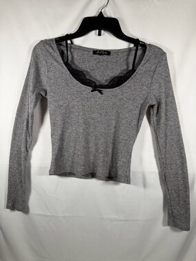 Gray Ribbed Long Sleeve Scoop Neck Top with Lace Trim
